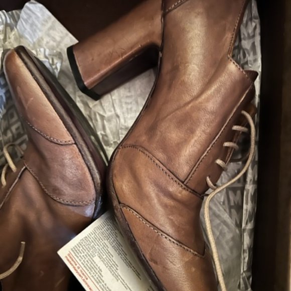 MOMA lace up size 10 (US), (Label:40) Grey squre toe leather shoes - Picture 4 of 8